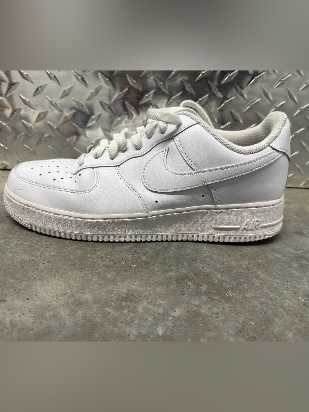 Nike All-White Air Force 1 Low-Top (No Original Box)